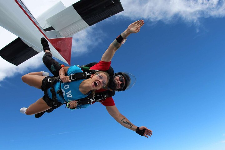 Skydive Experience Dubai with Transfers Option - Photo 1 of 9